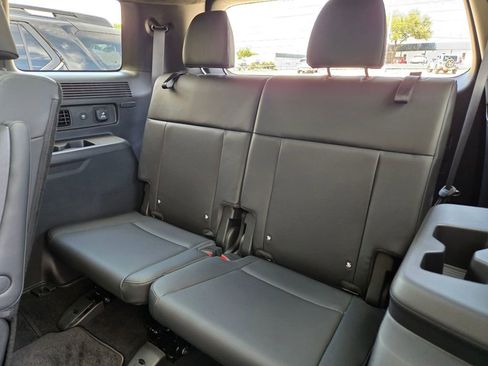 Used 2026 Hyundai Santa Fe Calligraphy AWD/4WD image 15