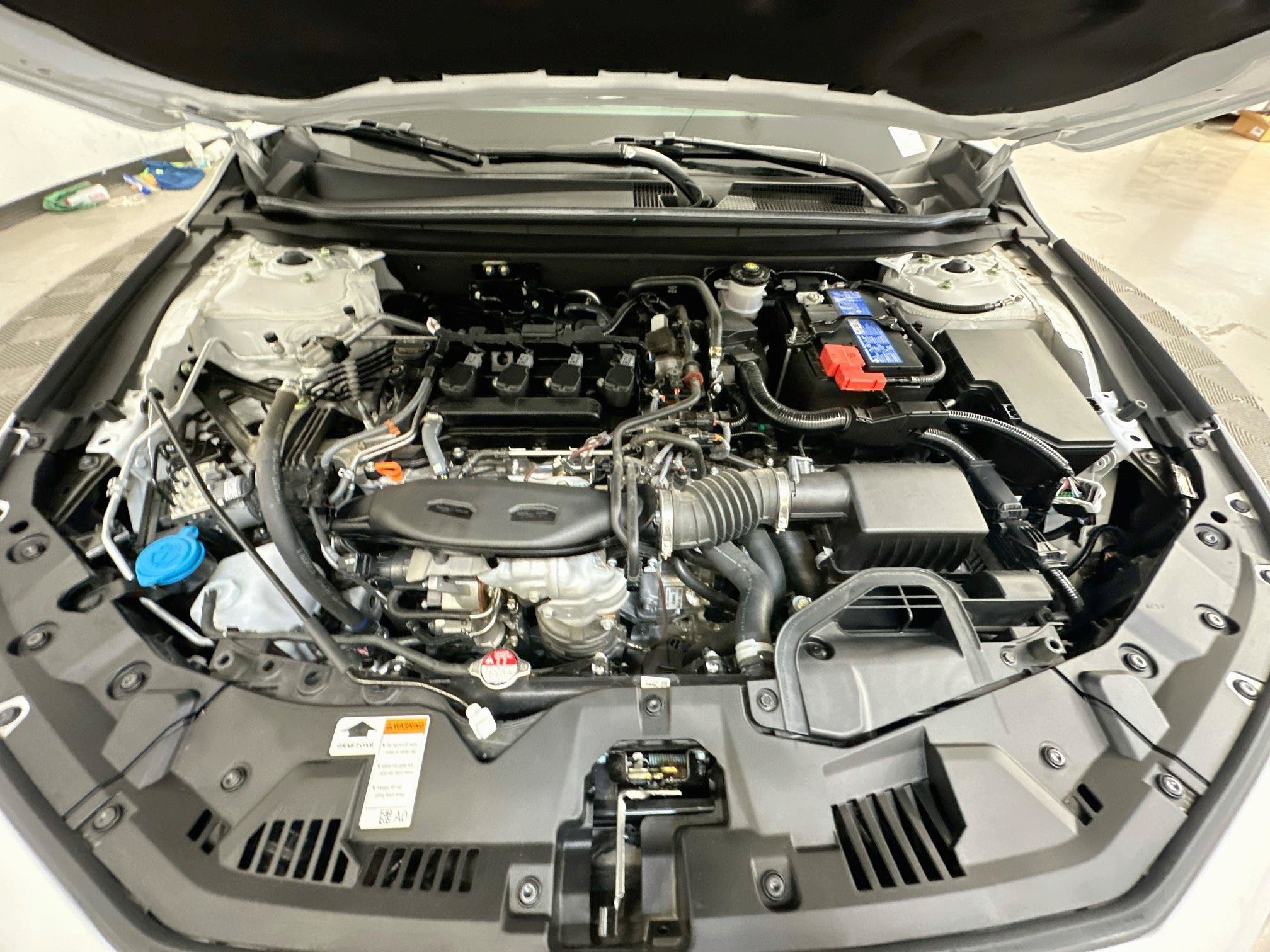 Used 2025 Honda Accord LX image 32
