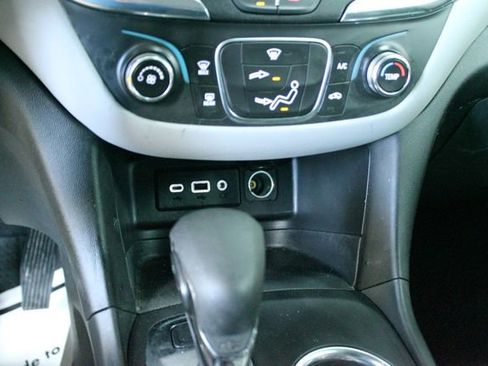 Used 2024 Chevrolet Equinox LS w/ LS Convenience Package AWD/4WD image 20