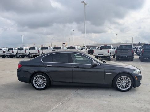 Used 2011 BMW 535i Sedan RWD image 4