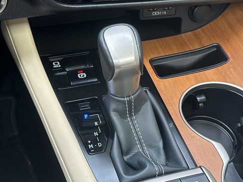 Used 2021 Lexus RX 350 FWD w/ Premium Package image 22