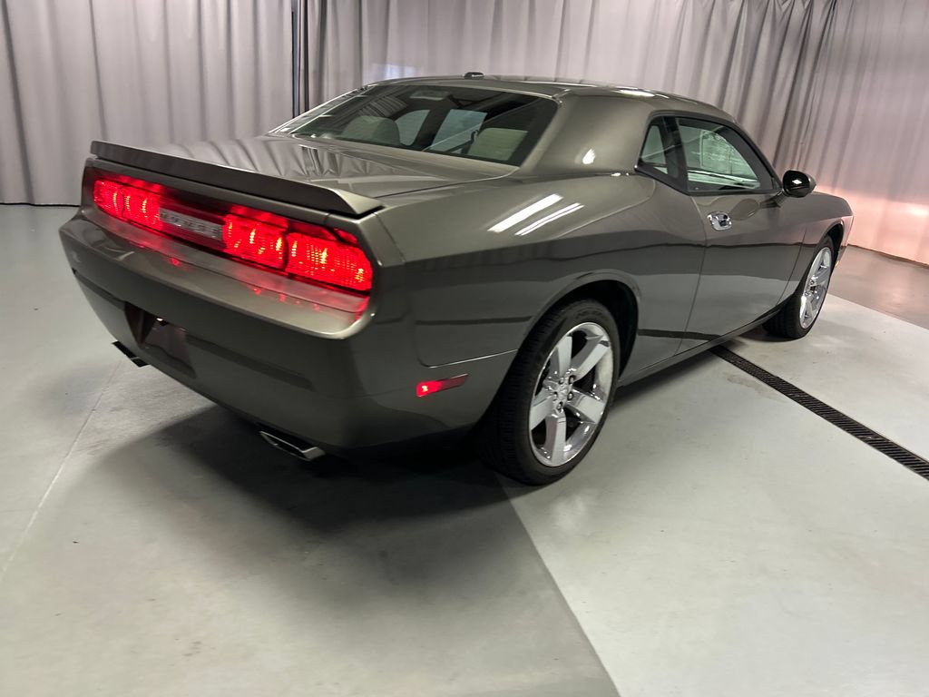Used 2009 Dodge Challenger R/T RWD image 7