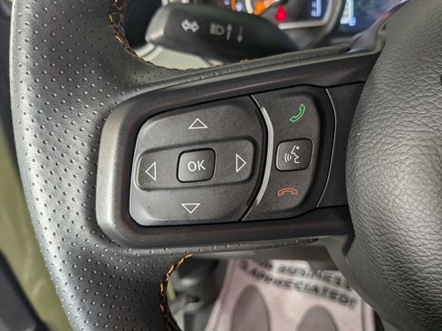 Used 2024 Jeep Gladiator Mojave image 24