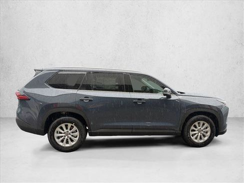 New 2026 Toyota Grand Highlander AWD image 4