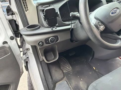 Used 2020 Ford Transit 150 XLT RWD image 22