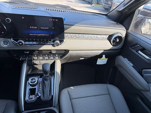 New 2026 Chevrolet Colorado ZR2 AWD/4WD image 17