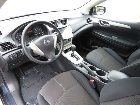 Used 2014 Nissan Sentra S FWD image 11