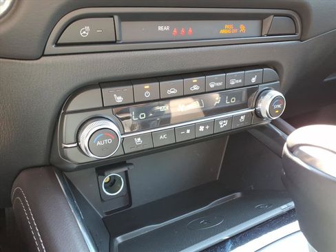 Certified 2025 MAZDA CX-5 Signature image 18