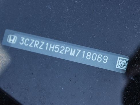 Used 2023 Honda HR-V Sport image 6