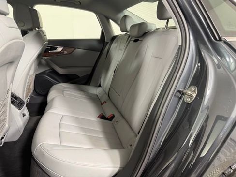 Used 2023 Audi A4 2.0T Premium w/ Convenience Package image 21