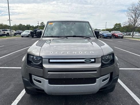 Used 2024 Land Rover Defender 110 S AWD/4WD image 3