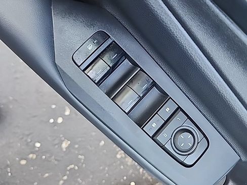 Used 2024 Toyota Prius Prime FWD image 26