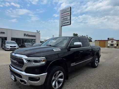 Used 2022 RAM 1500 Limited w/ Off Road Group AWD/4WD image 1