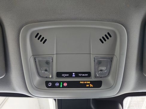 Used 2024 Chevrolet Malibu LT image 29