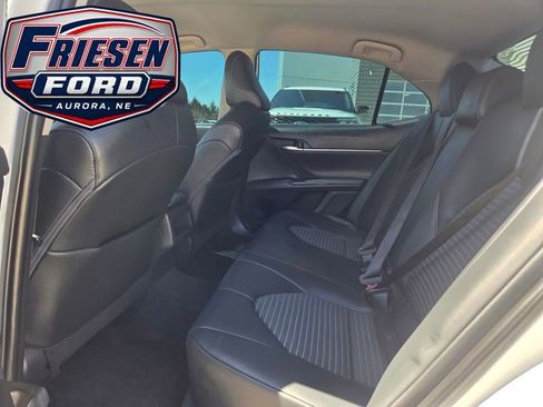 Used 2022 Toyota Camry SE FWD image 22