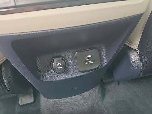 Certified 2021 Hyundai Palisade Limited AWD/4WD image 38