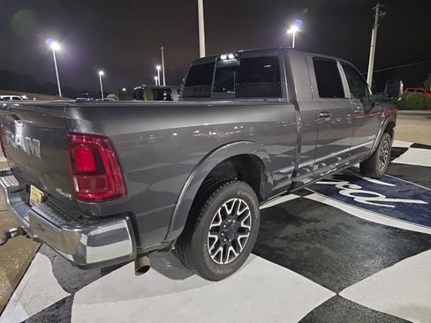 Used 2025 RAM 2500 Limited image 7