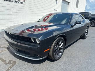 Used 2019 Dodge Challenger SXT w/ Plus Package RWD video 1