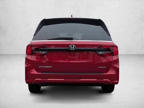 New 2026 Honda Odyssey Touring image 8