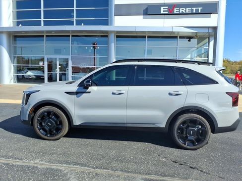 Used 2024 Kia Sorento SX image 5