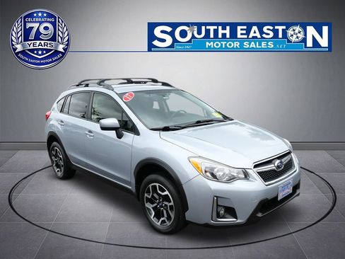 Used 2017 Subaru Crosstrek 2.0i Premium AWD/4WD image 2
