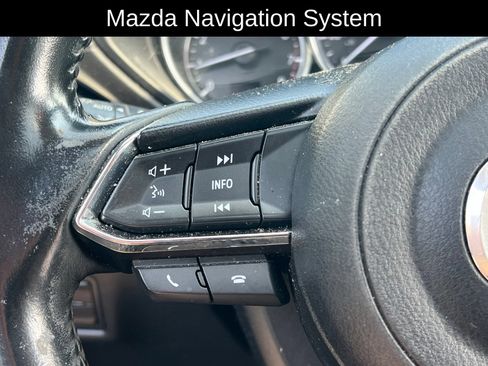 Used 2018 MAZDA CX-5 Touring w/ Preferred Equipment Package FWD image 11