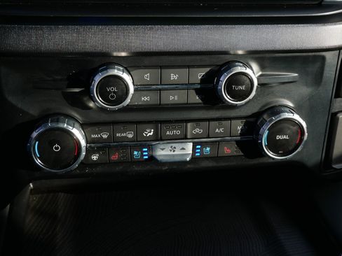 Used 2024 Ford F350 Platinum AWD/4WD image 23