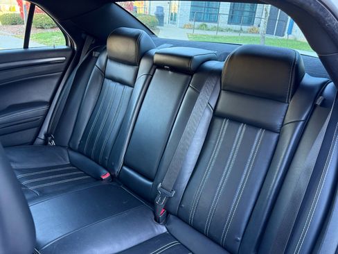 Used 2015 Chrysler 300 S image 15