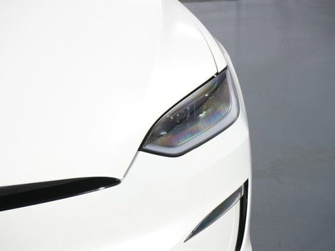 Used 2024 Tesla Model X Plaid image 8