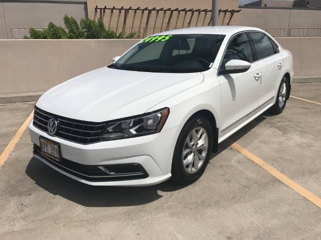 Used 2016 Volkswagen Passat 1.8T S FWD image 1