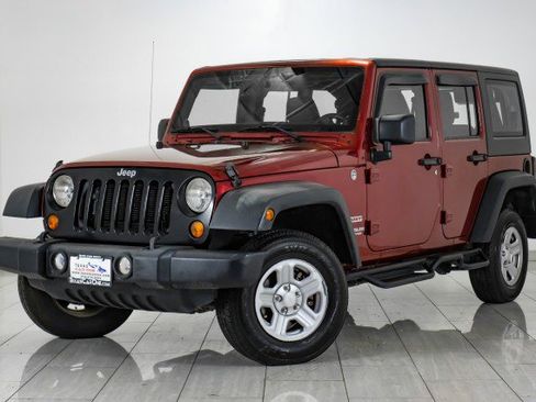 Used 2012 Jeep Wrangler Unlimited Sport image 4