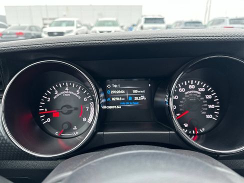 Used 2017 Ford Mustang GT w/ GT Performance Package RWD image 6