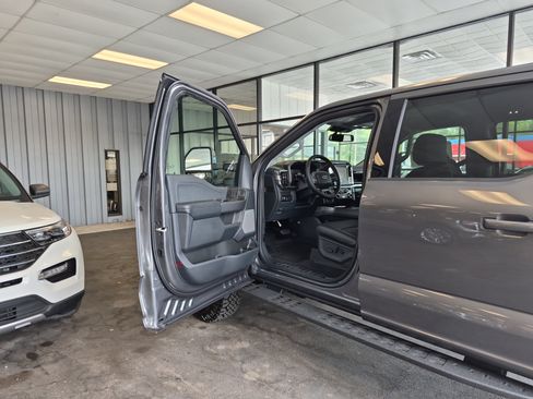 New 2026 Ford F250 Lariat w/ Tremor Off-Road Package image 12