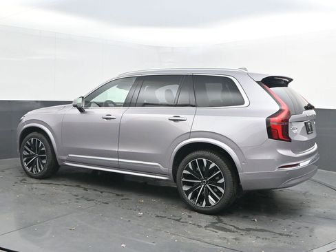 New 2026 Volvo XC90 B6 Plus w/ Protection Package Premier image 5
