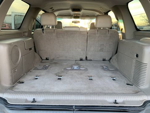 Used 2004 Chevrolet Tahoe Z71 w/ Z71 Preferred Equipment Group image 12