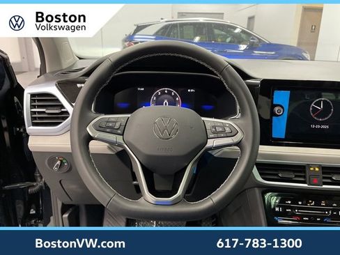 New 2026 Volkswagen Taos SE image 15