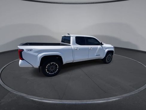 Certified 2024 Toyota Tacoma TRD Sport w/ TRD Sport Premium Package AWD/4WD image 8