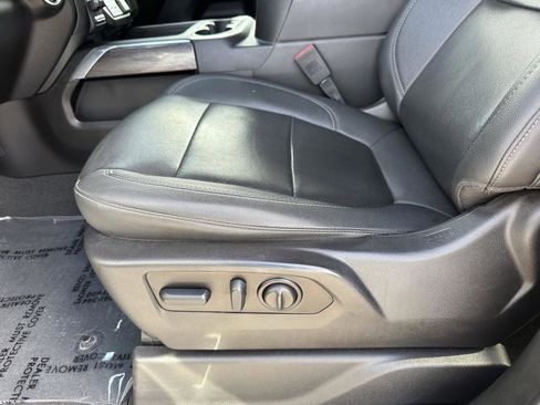 Used 2022 Chevrolet Silverado 3500 LTZ w/ LTZ Premium Package image 21