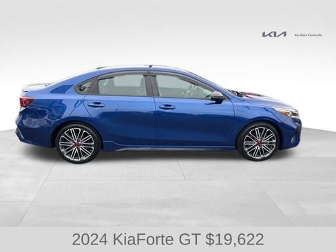 Used 2024 Kia Forte GT w/ GT2 Package image 9