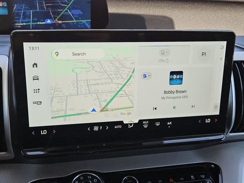 New 2025 Ford Expedition Active image 14