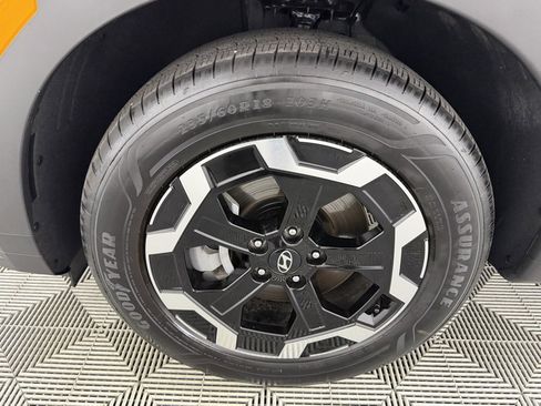 Used 2025 Hyundai Santa Fe SEL image 12