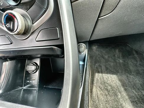 Used 2016 Hyundai Elantra SE w/ Option Group 02 image 28