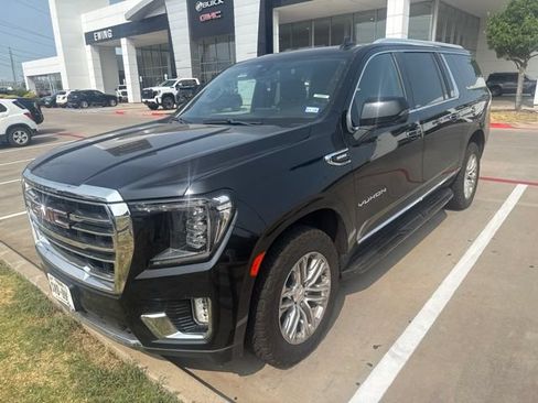 Used 2021 GMC Yukon XL SLT w/ SLT Luxury Package AWD/4WD image 2