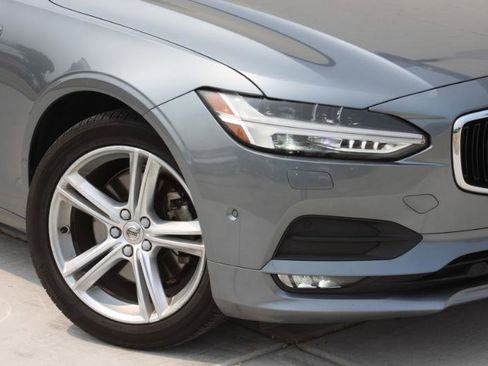 Used 2018 Volvo S90 T5 Momentum w/ Convenience Package image 6