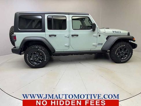 Used 2023 Jeep Wrangler Unlimited w/ 8.4" Radio Group AWD/4WD image 6