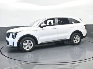 Used 2025 Kia Sorento LX FWD video 2