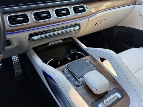 Certified 2022 Mercedes-Benz GLS 450 4MATIC image 24