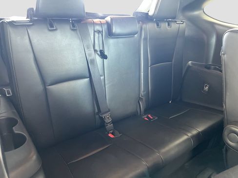 Used 2022 Toyota Highlander XSE FWD image 29
