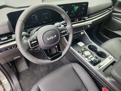 New 2026 Kia Carnival SX Prestige image 2