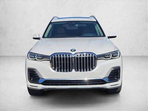 Used 2021 BMW X7 xDrive40i w/ Executive Package AWD/4WD image 2